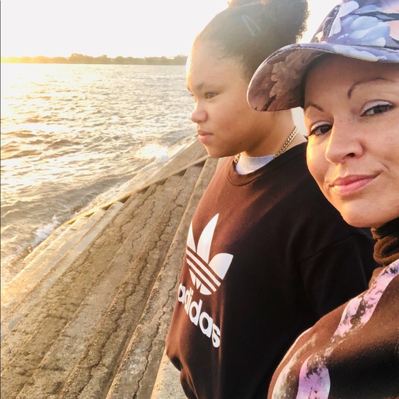 Meet your Posher, Madelyn - Picture 12 of 16